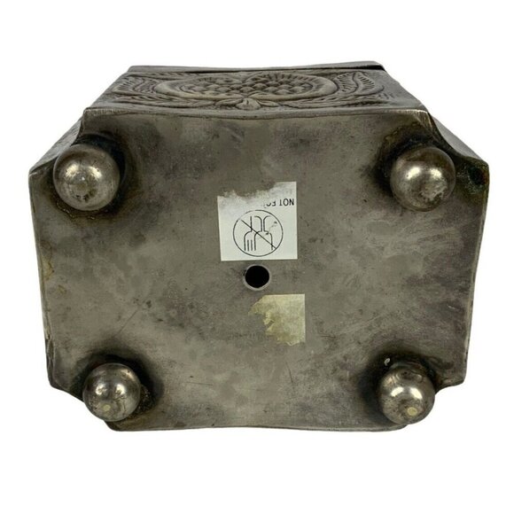 Embossed Metal Lidded Trinket Box Silver Floral Decorative Organization Patina - Picture 9 of 9